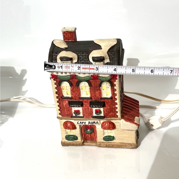 Caldor Vintage Hand Painted Ceramic Lighted House - Cafe Roma - Picture 6 of 12